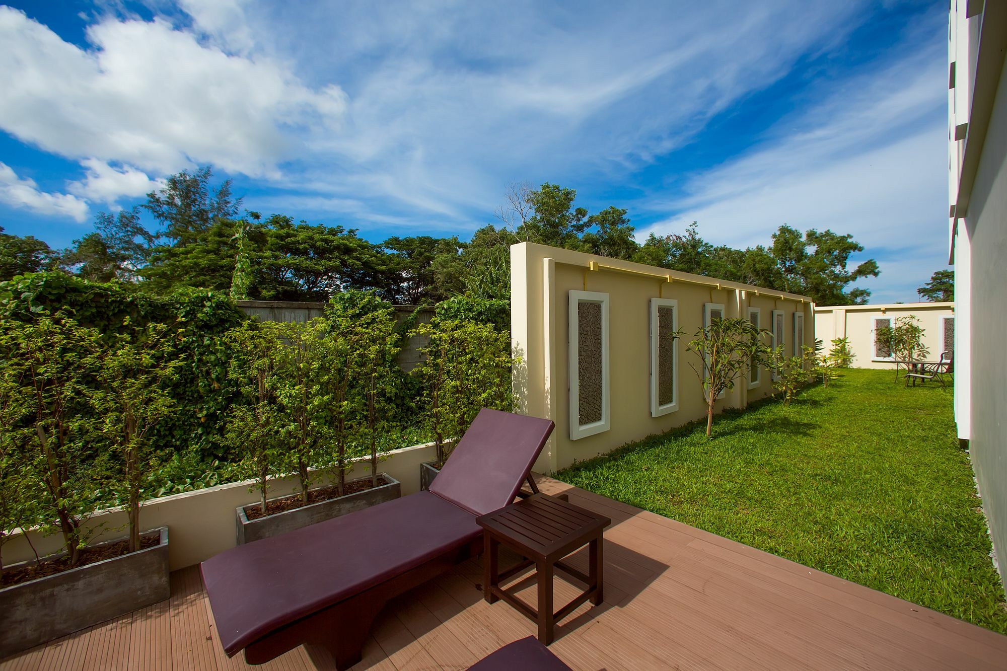 The Lago Apartments Rawai Екстериор снимка